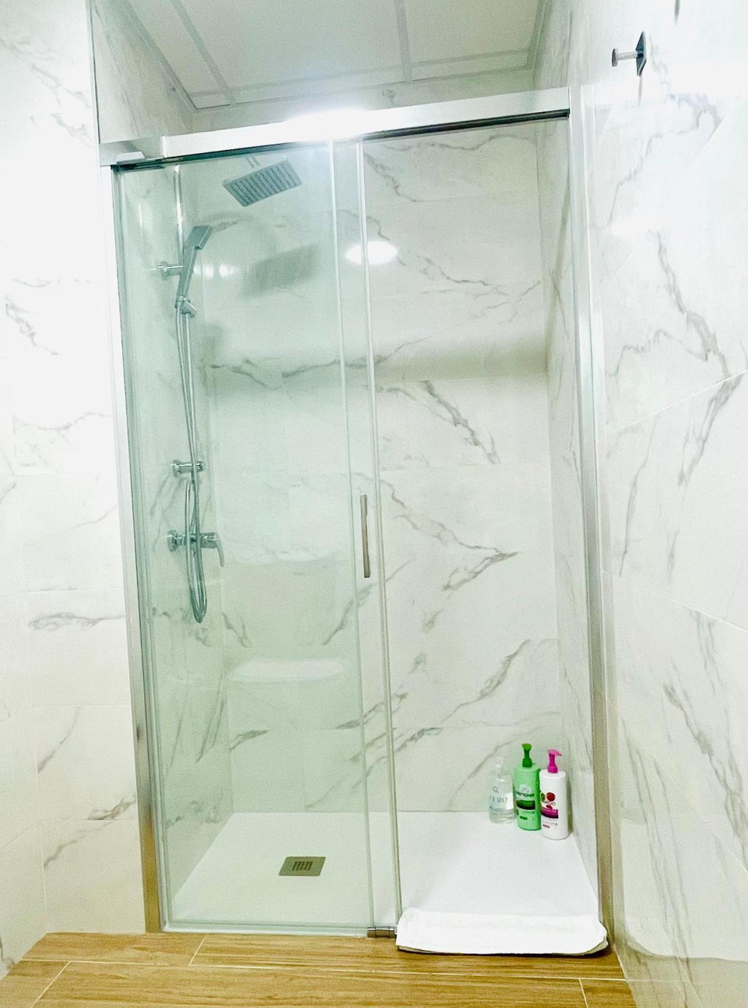 Completo Y Bello Apartamento En Málaga Kültér fotó